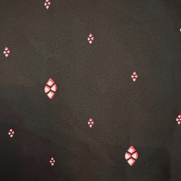 Maurices Black Lace Cap Sleeve Blouse Size Small - Picture 4 of 5